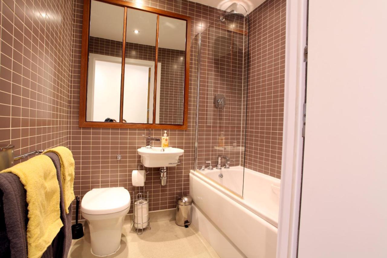 Park Row Apartments Лидс Экстерьер фото